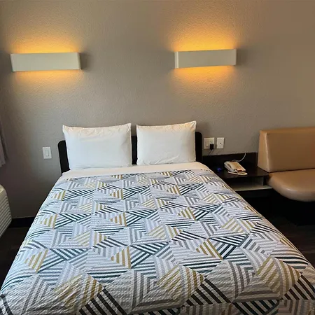Studio 6 Suites Las Vegas, Nv - Tropicana-3